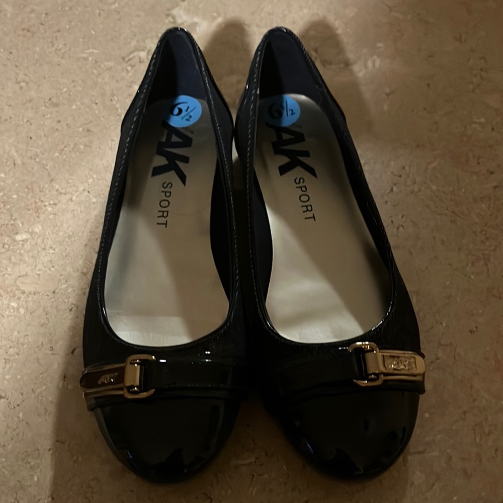 Anne Klein flat Navy Shoes 6.5